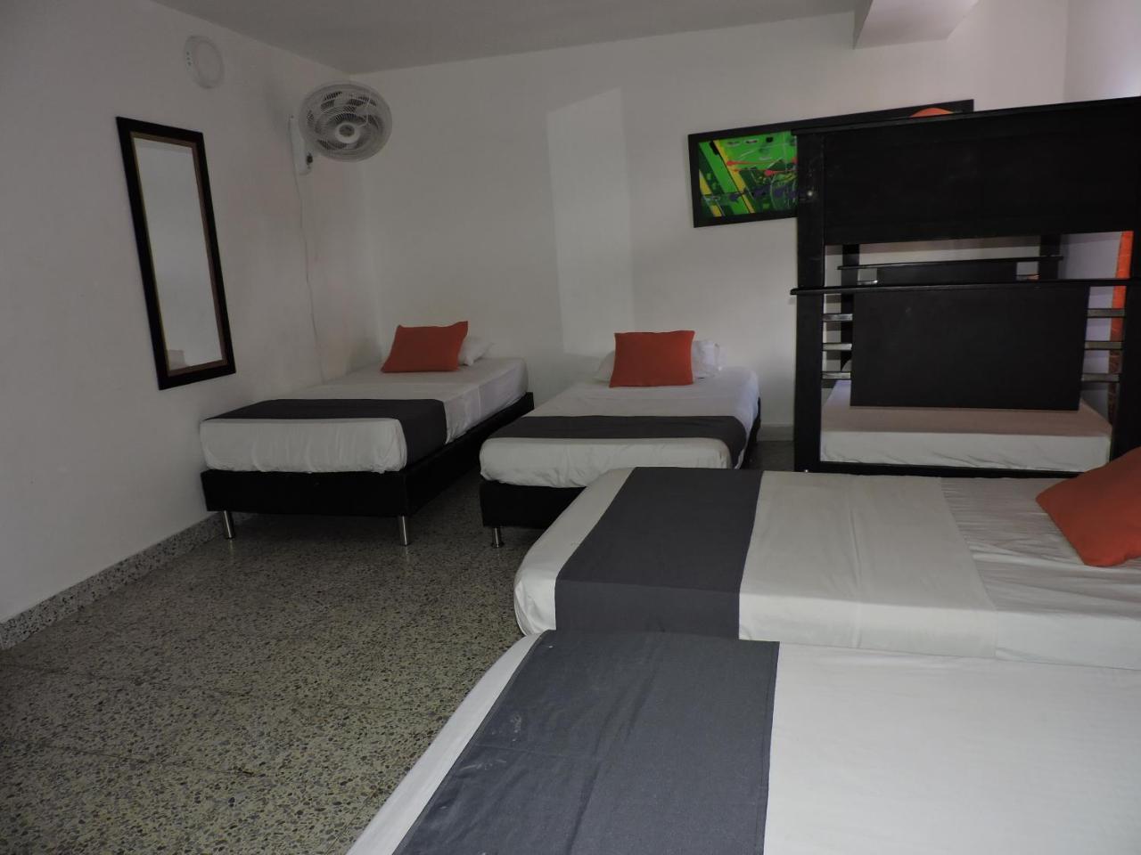 Hotel Jc 43 เมเดยิน ภายนอก รูปภาพ