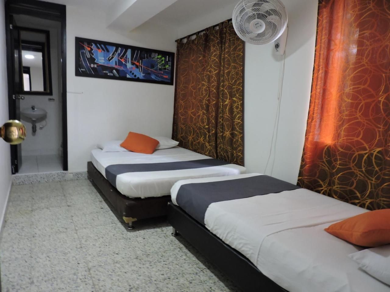 Hotel Jc 43 เมเดยิน ภายนอก รูปภาพ